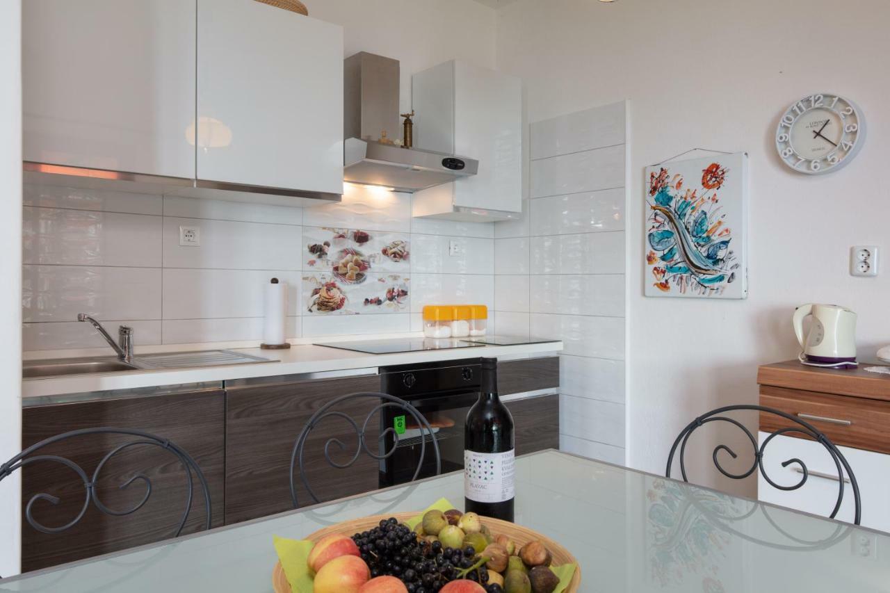 Holiday Home Barbara Trogir Luaran gambar