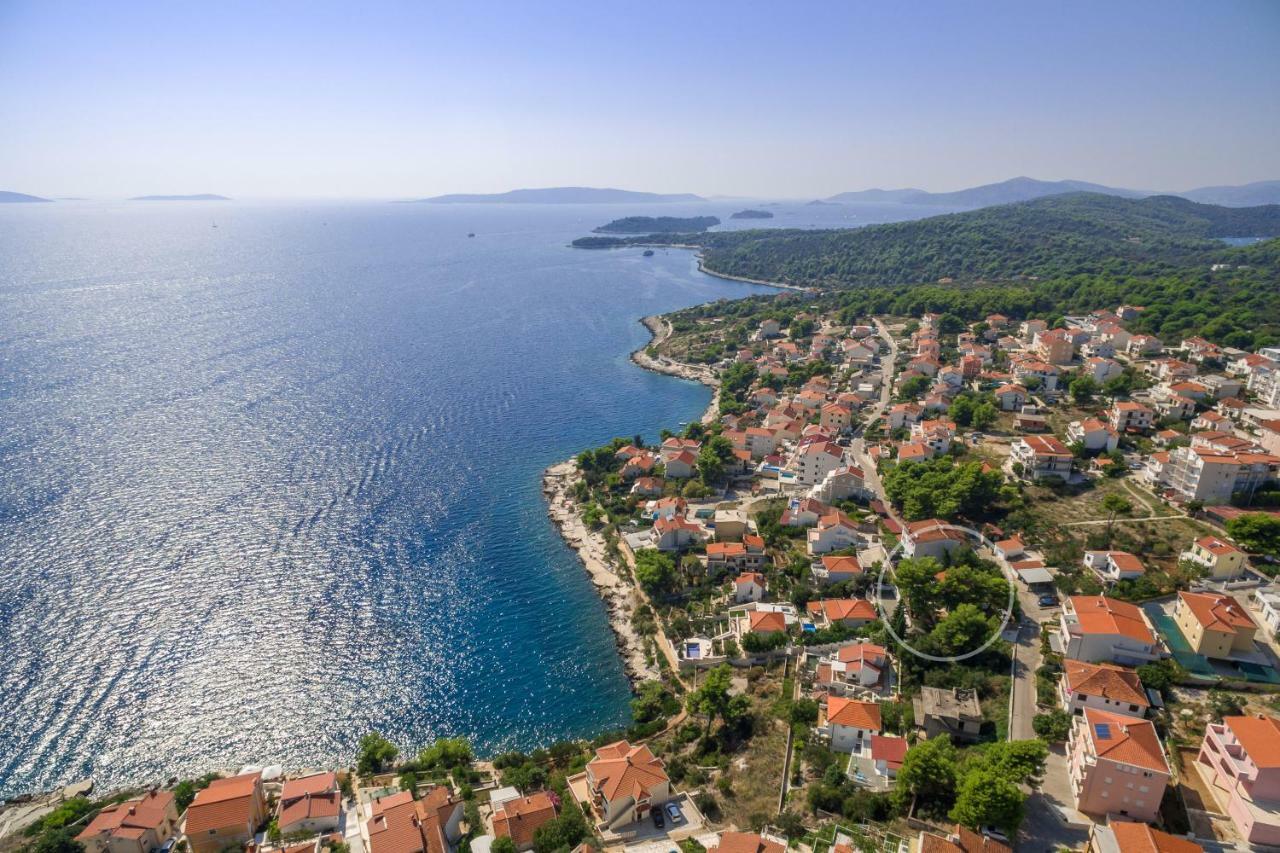 Holiday Home Barbara Trogir Luaran gambar